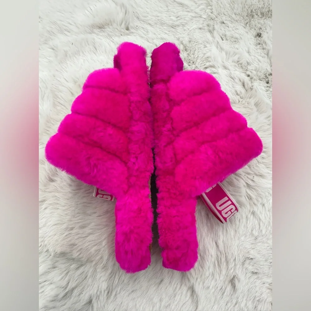 UGG Oh Yeah‎ platform girls slides size 3 sheepskin pink NWOT